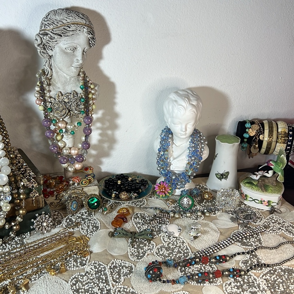 Jewelry Live Show 7/13 - Picture 7 of 13